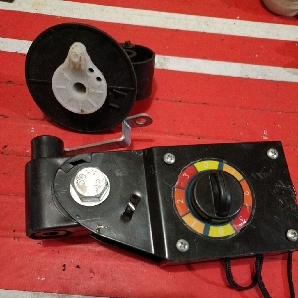 leher kipas angin dinding sekai 18 inchi