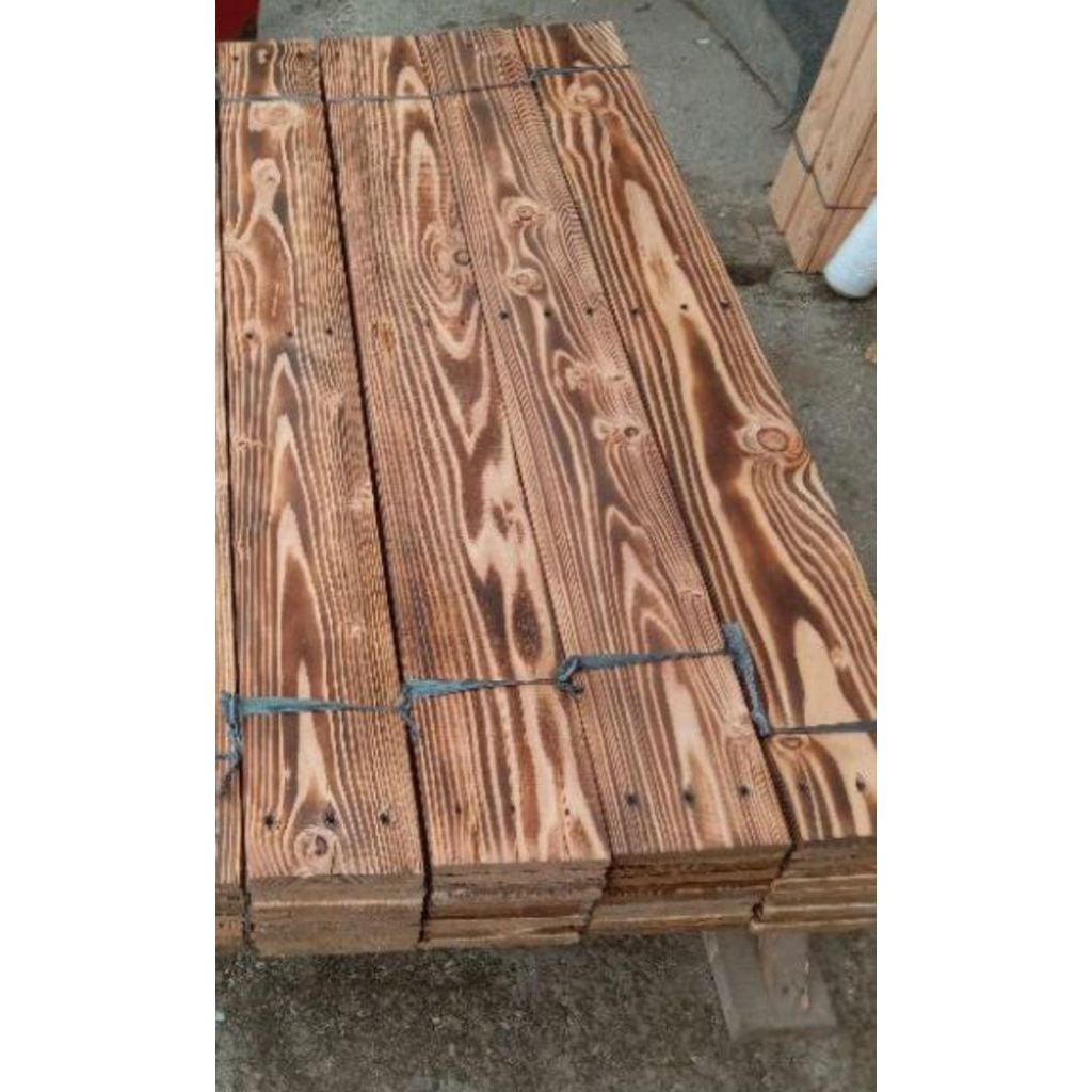 Kayu Pinus Jati Belanda