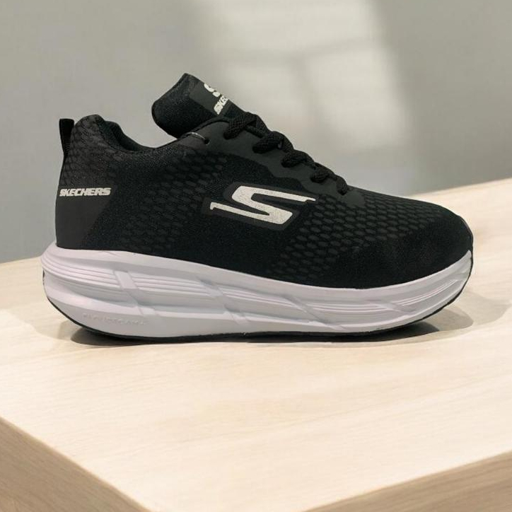 COD sepatu skechers pria dan wanita hitam