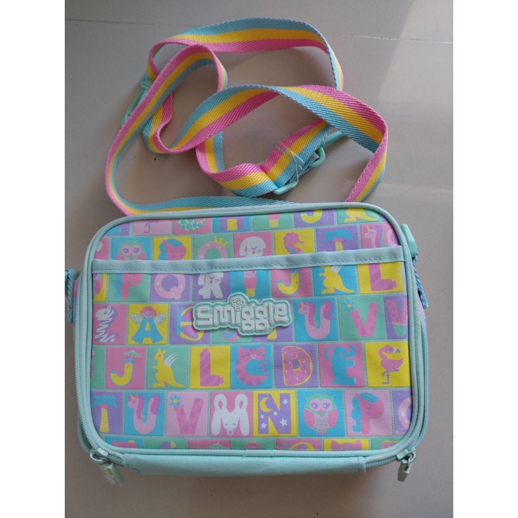 smiggle lunchbox original preloved