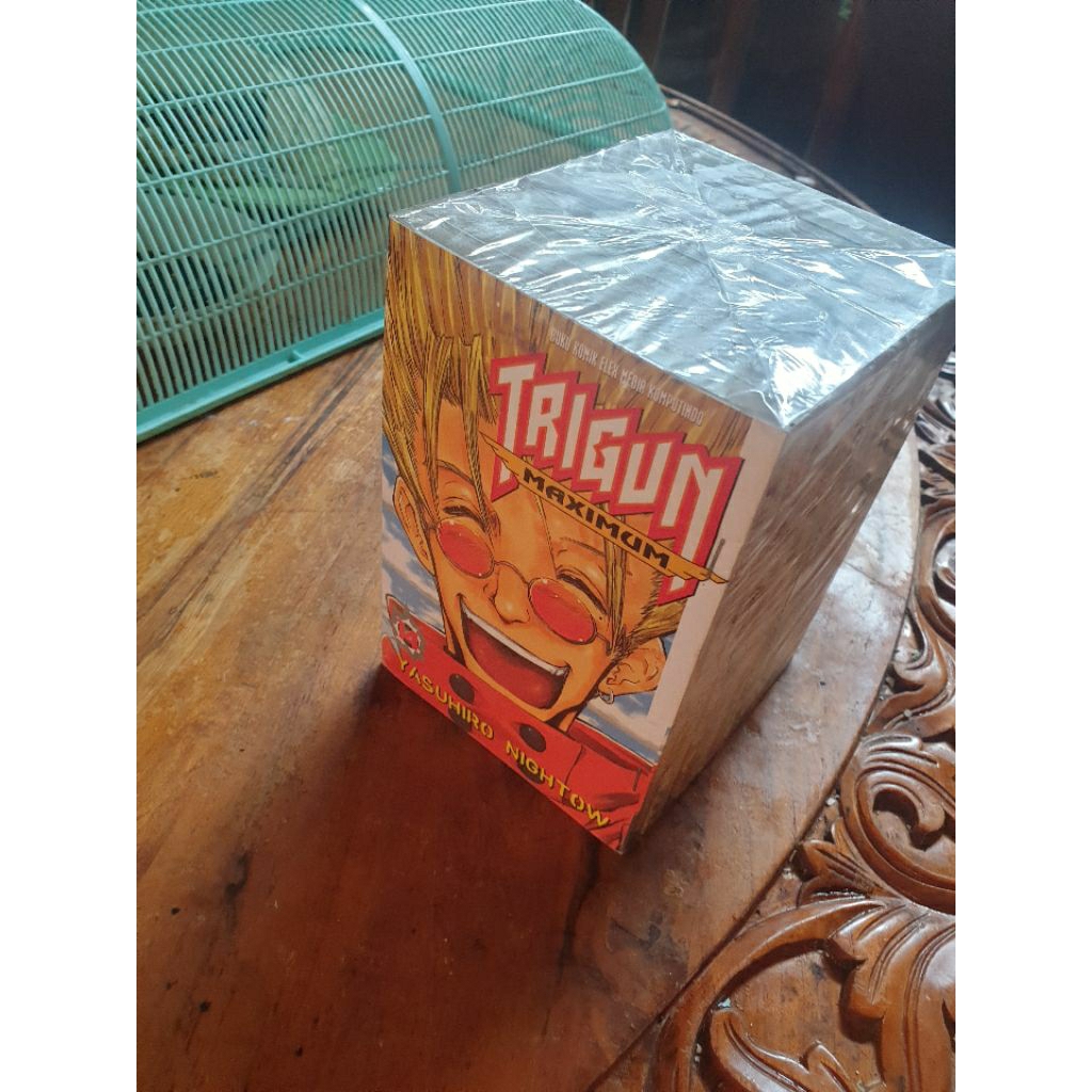 komik trigun maximum 1-14 komplit