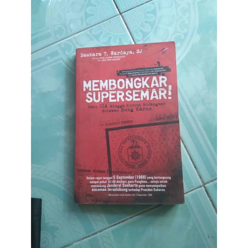 Buku membongkar supersemar