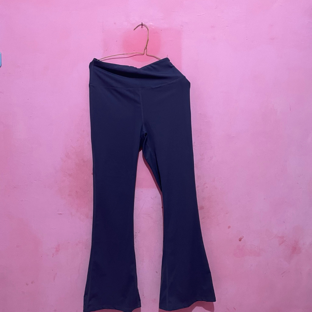 (PRELOVED) Celana Olahraga KKTOP