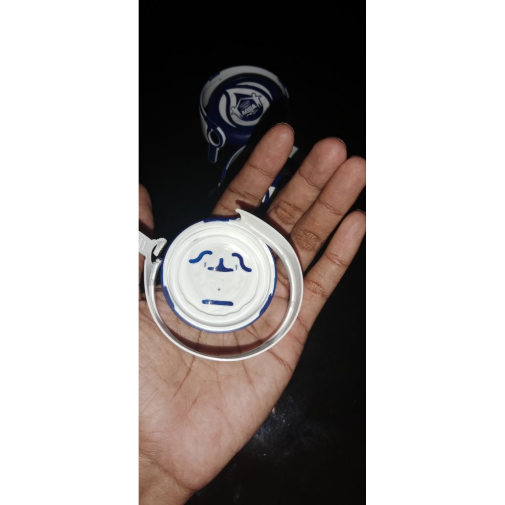 tutup galon aqua bekas