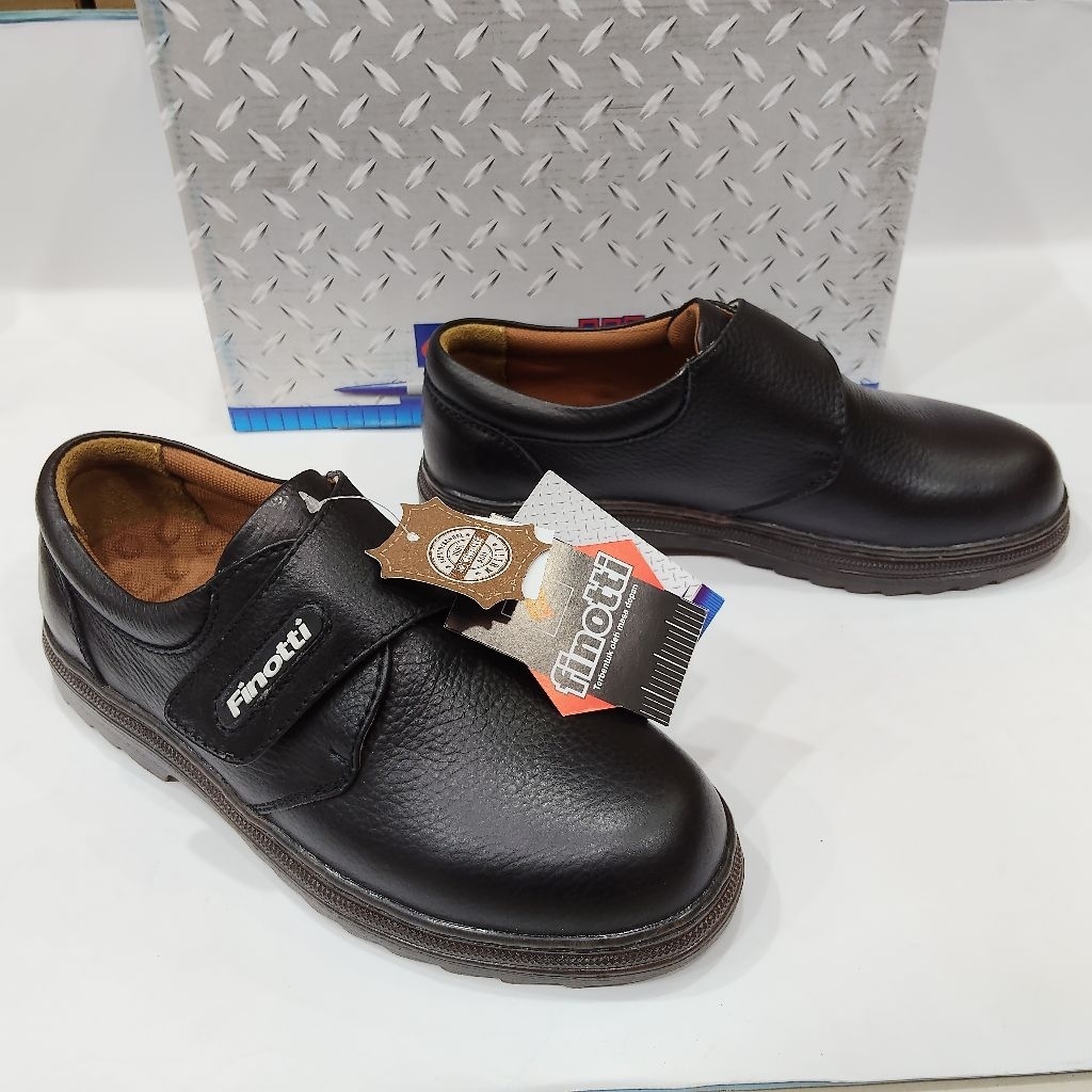 Sepatu  Pria Merk FINOTTI Type 93786 Size 38 s/d 42