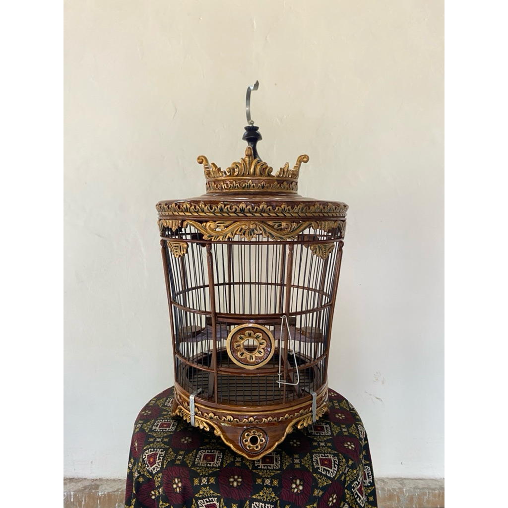 Sangkar perkutut ukir kayu jati