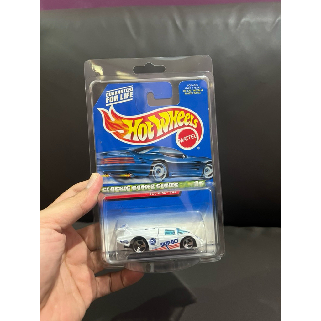 Hot Wheels Sol Aire CX4 White Skip-Bo Blue Card #collector 983