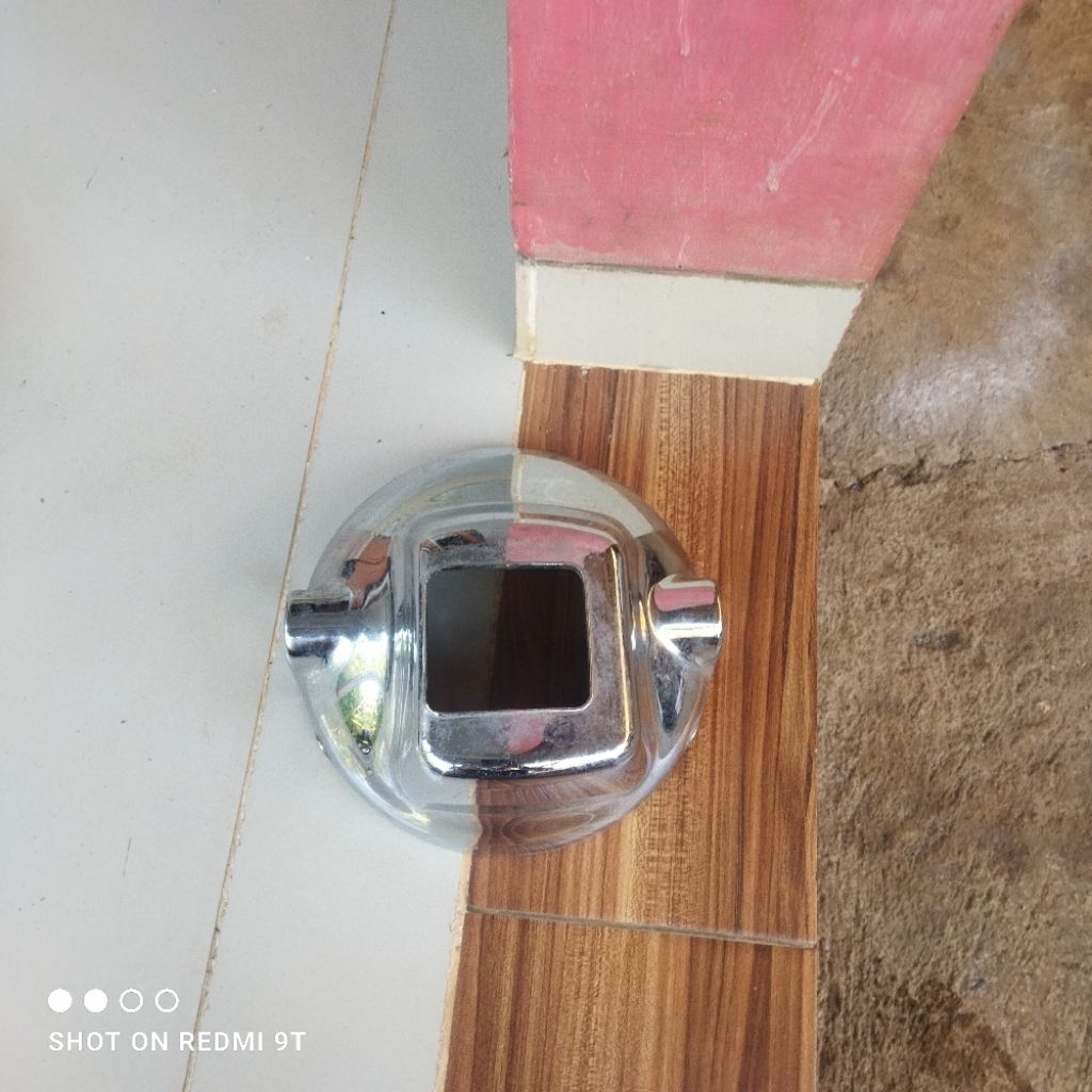 batok lampu depan Honda Tiger 2000 original COPOTAN