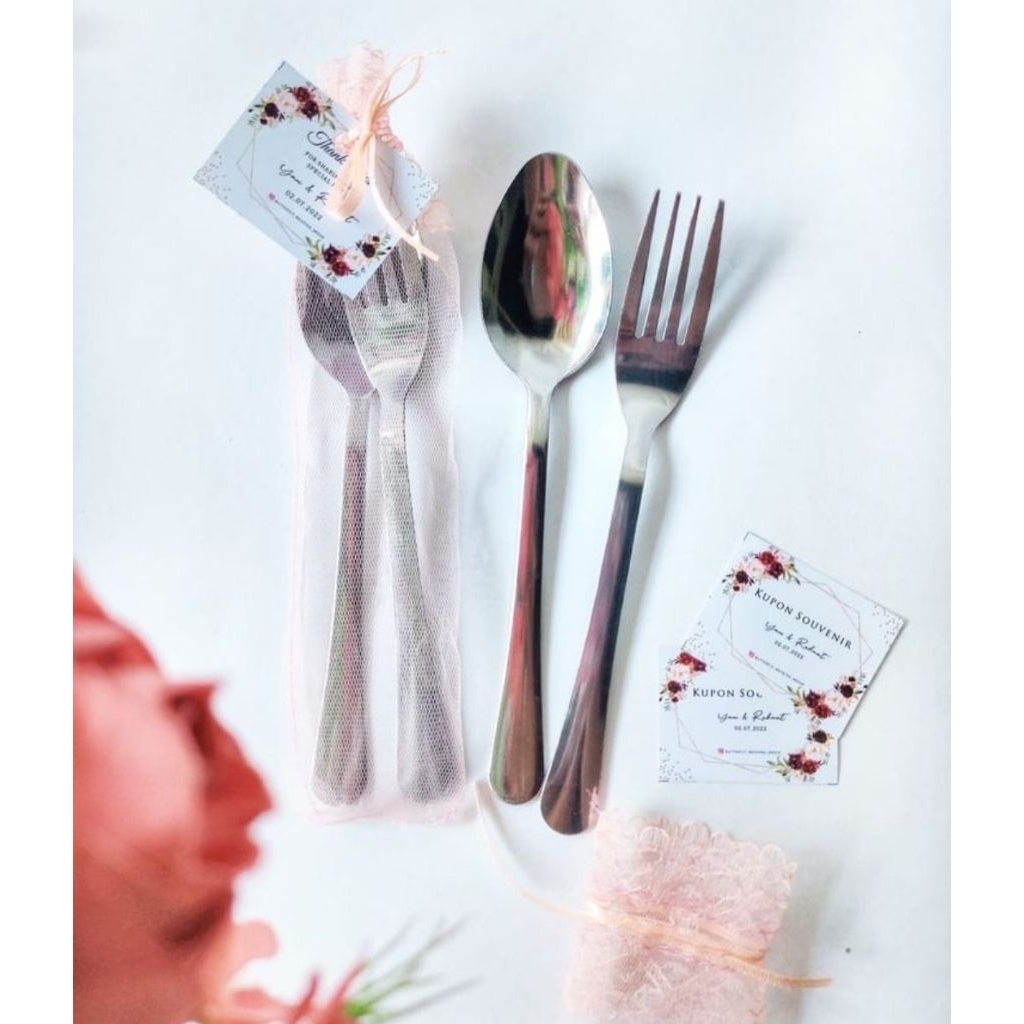 HAMPERS SOUVENIR SENDOK GARPU STAINLESS