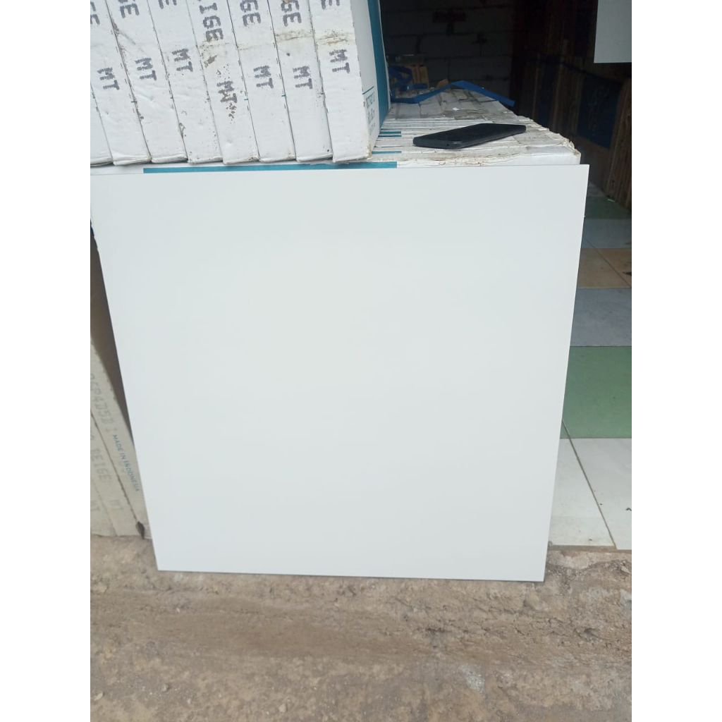 Granit lantai putih polos matte dopp 60x60 Bravo white