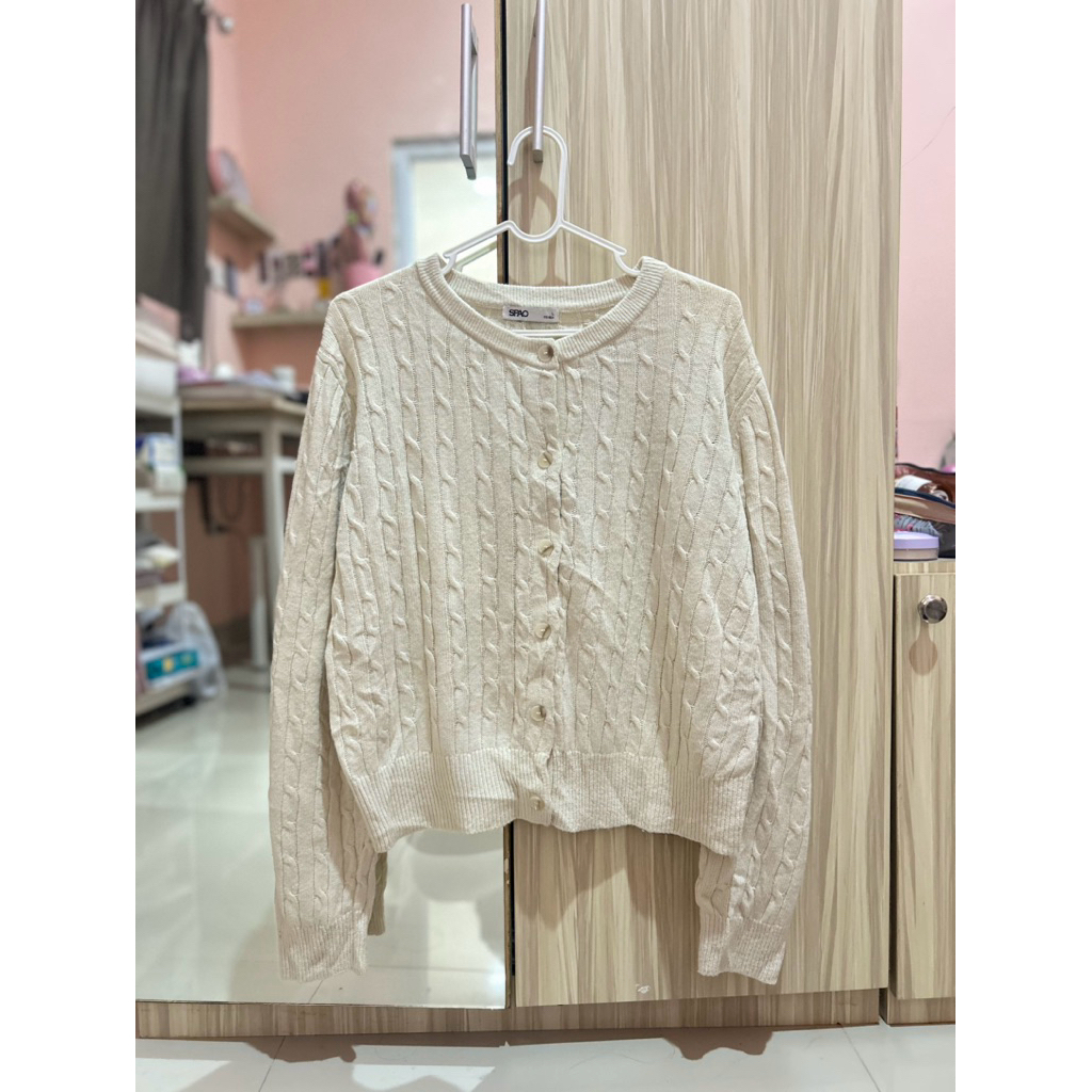 SPAO Cardigan Kepang Cream