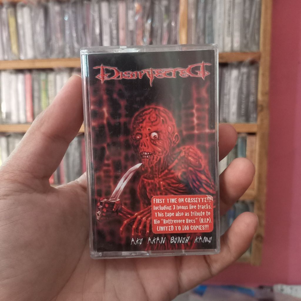 Kaset DISINFECTED - Aku Akan Bunuh Kamu