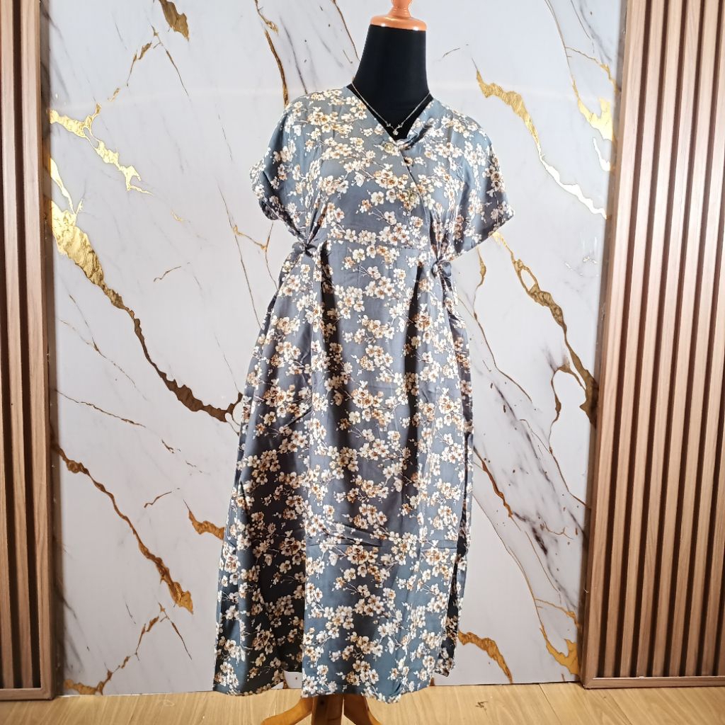 Daster Kimono Kancing Jumbo LD 120 Lengan Lonceng 3/4 Busui Kain Rayon Adem Motif Bunga Midi Dress P