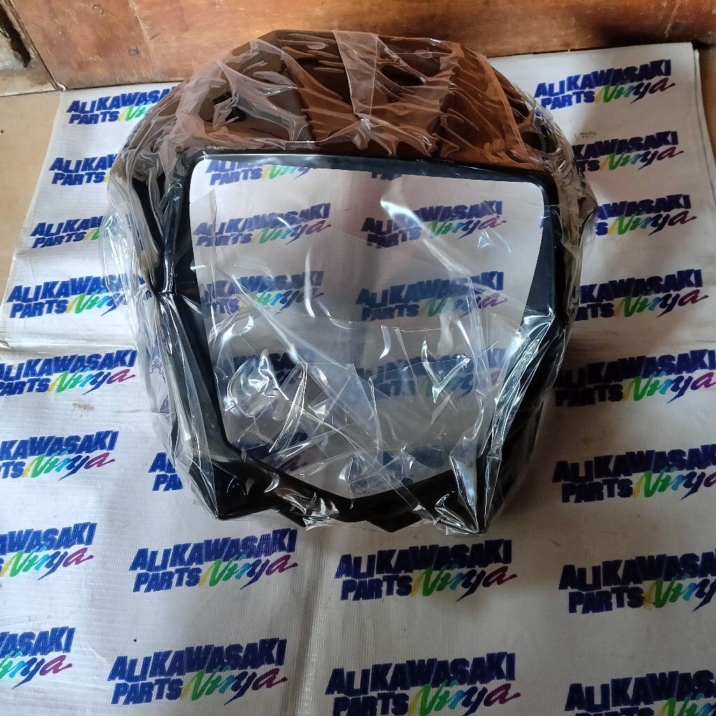 COVER BATOK LAMPU DEPAN KLX 230 KLX230 HITAM ORIGINAL