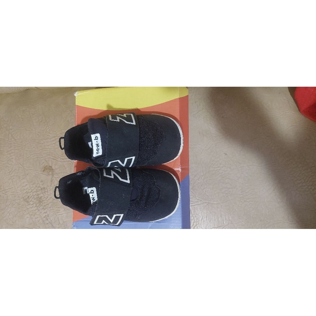 Preloves sepatu anak New Balance original