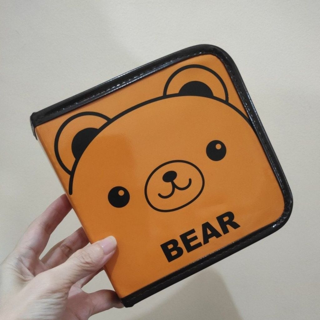 Daiso Tempat Penyimpanan CD Dvd Disc Tas Kaset Dvd 20 keping