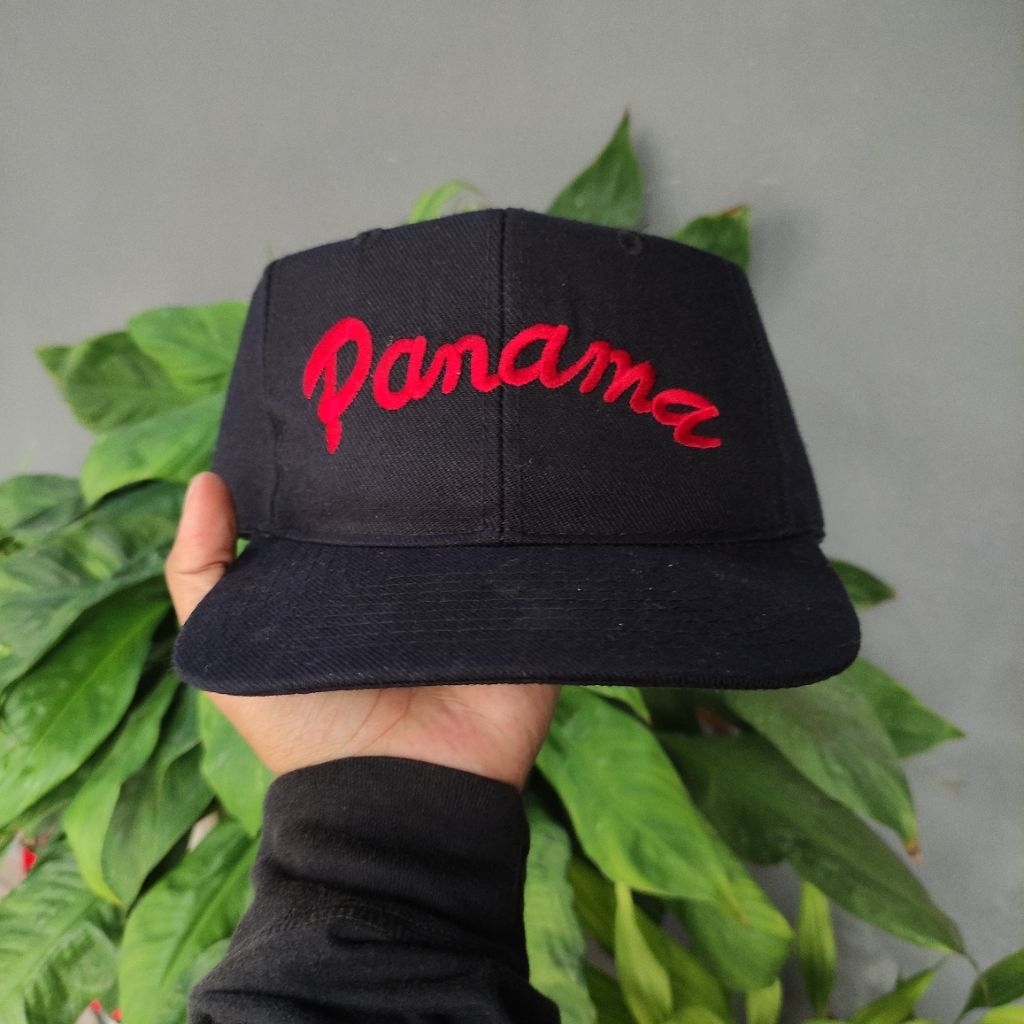 TOPI VINTAGE P4NAM4 SCRIPT BLOCKHEAD