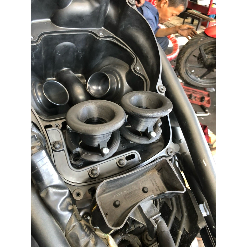 Velocity 2 Stack CBR 250 RR