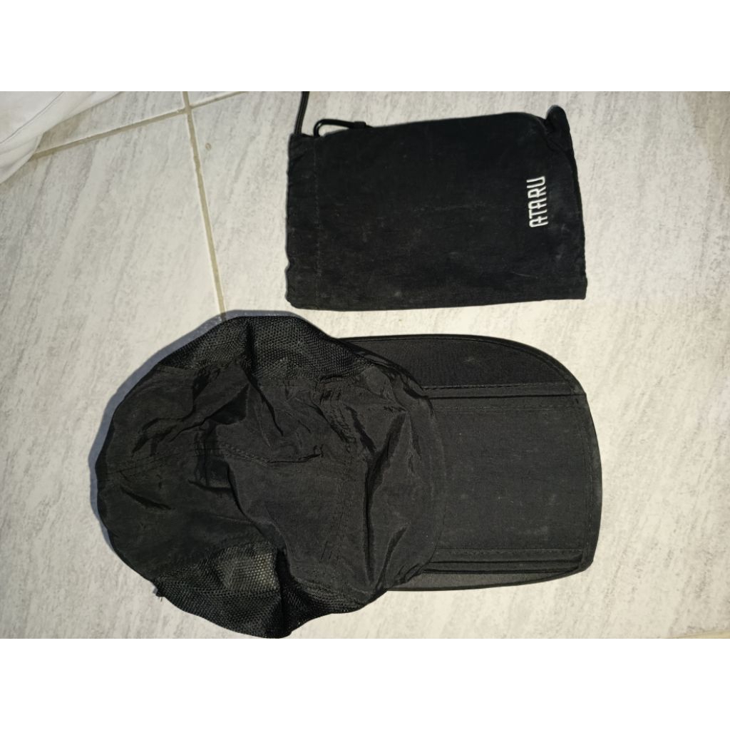 PRELOVE TOPI LIPAT ATARU