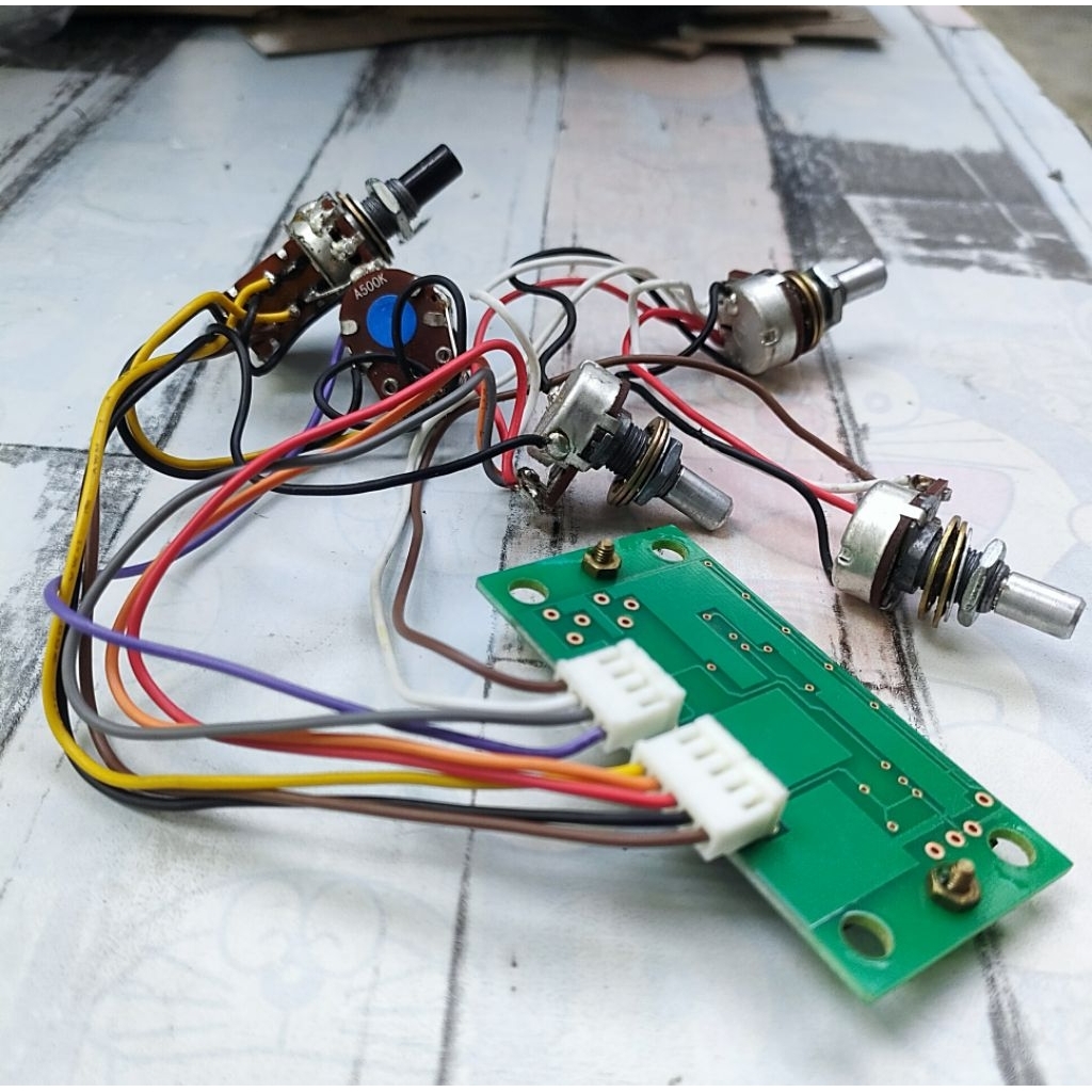 Preamp Bass 3 Band Pushpull  Ibanez SR premium