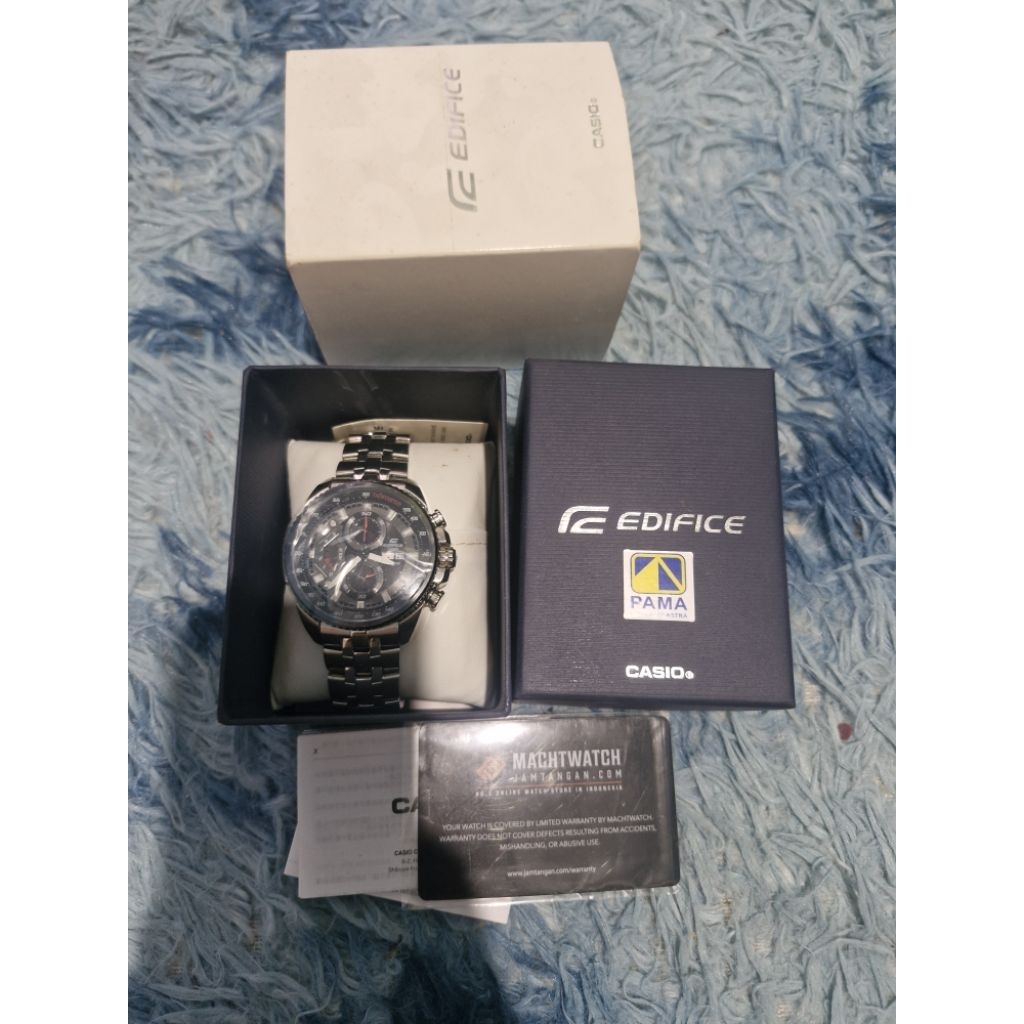 Jam tangan Pria Edifice Casio EF558D 1AVUDF chronograph
