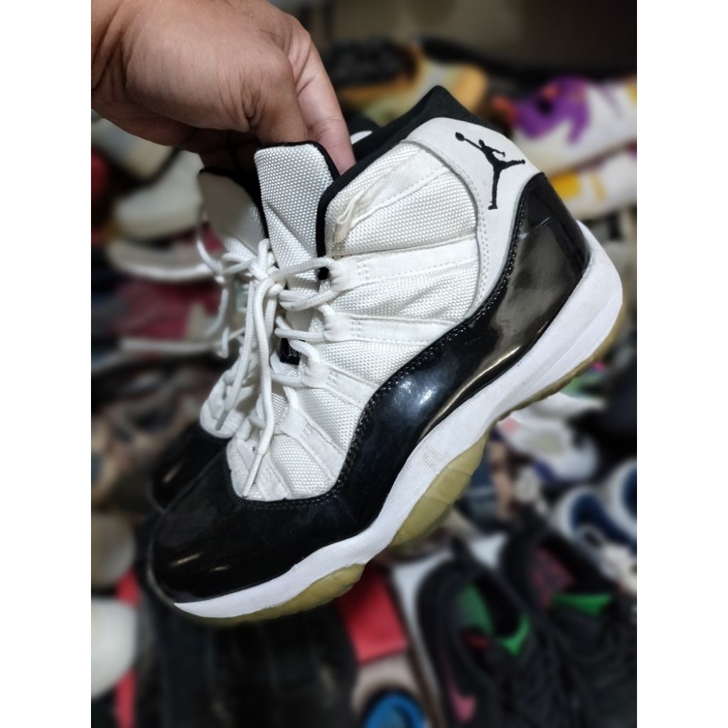 Nike Air Jordan 11 Retro GS Concord, size 38.5