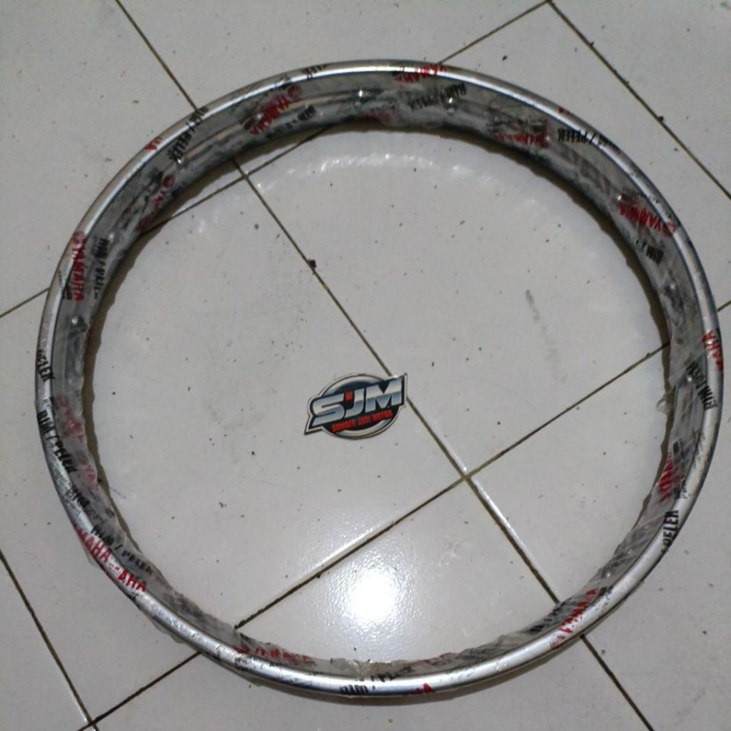pelek peleg roda belakang yamaha v80 v75 v80ss robot ASLI YAMAHA GENUINE PART