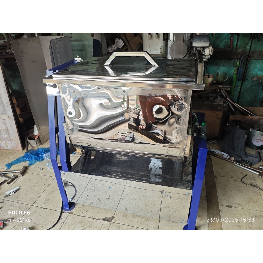 mesin Mixer pengaduk adonan
