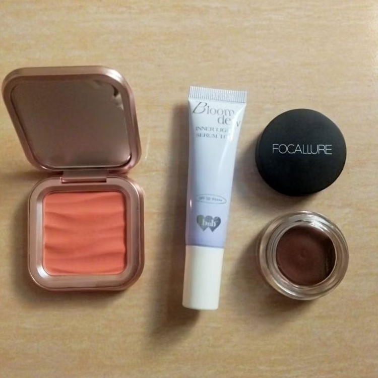 preloved blush instaperfect dan skintint bnb (sudah ada yg book)