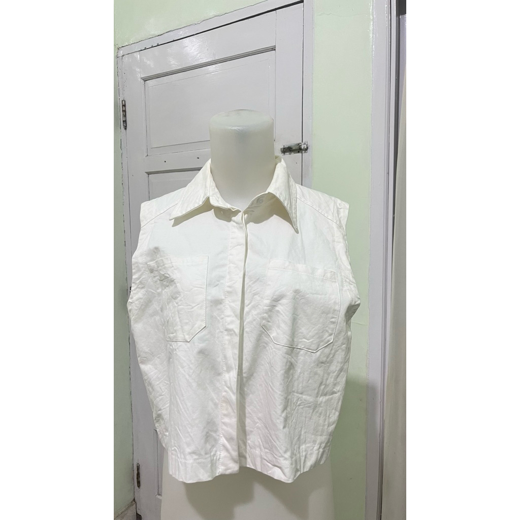 Preloved Kemeja This Is April