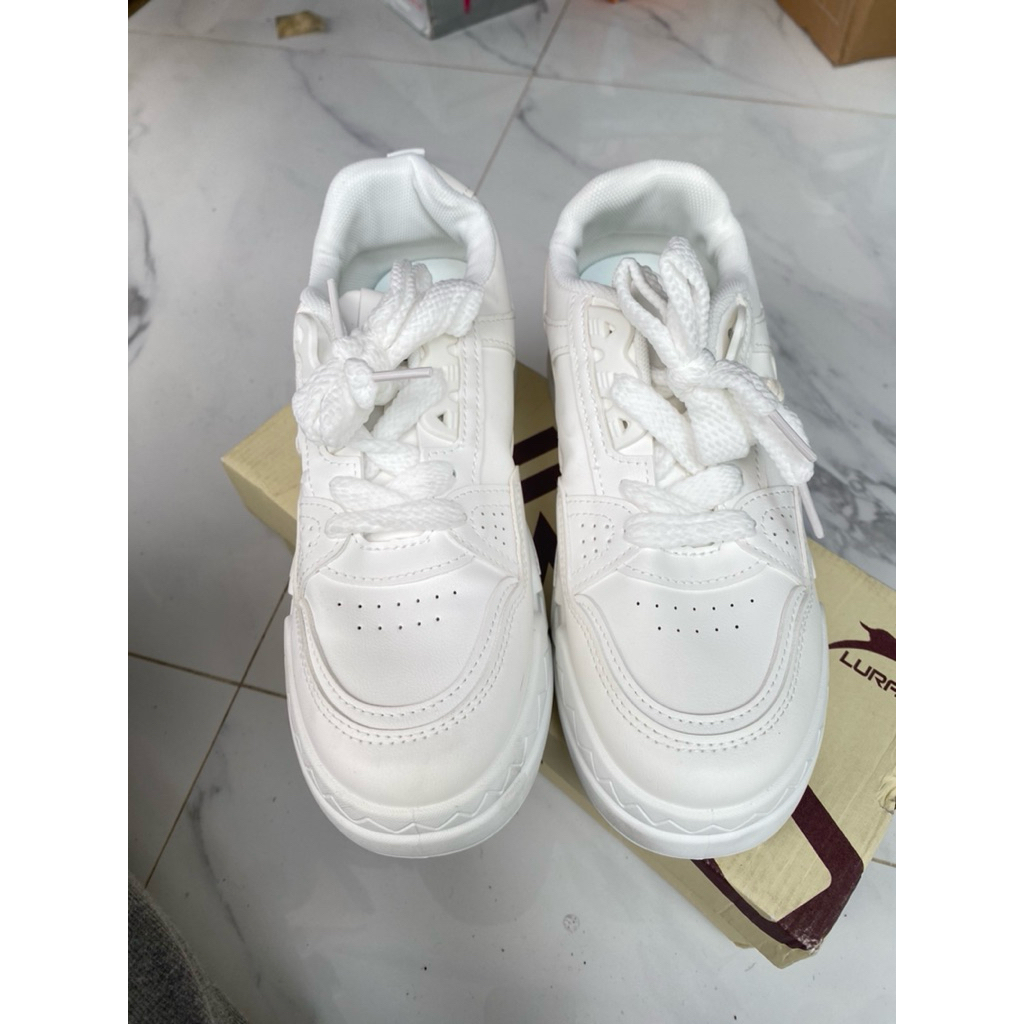 lurad sepatu casual putih polos