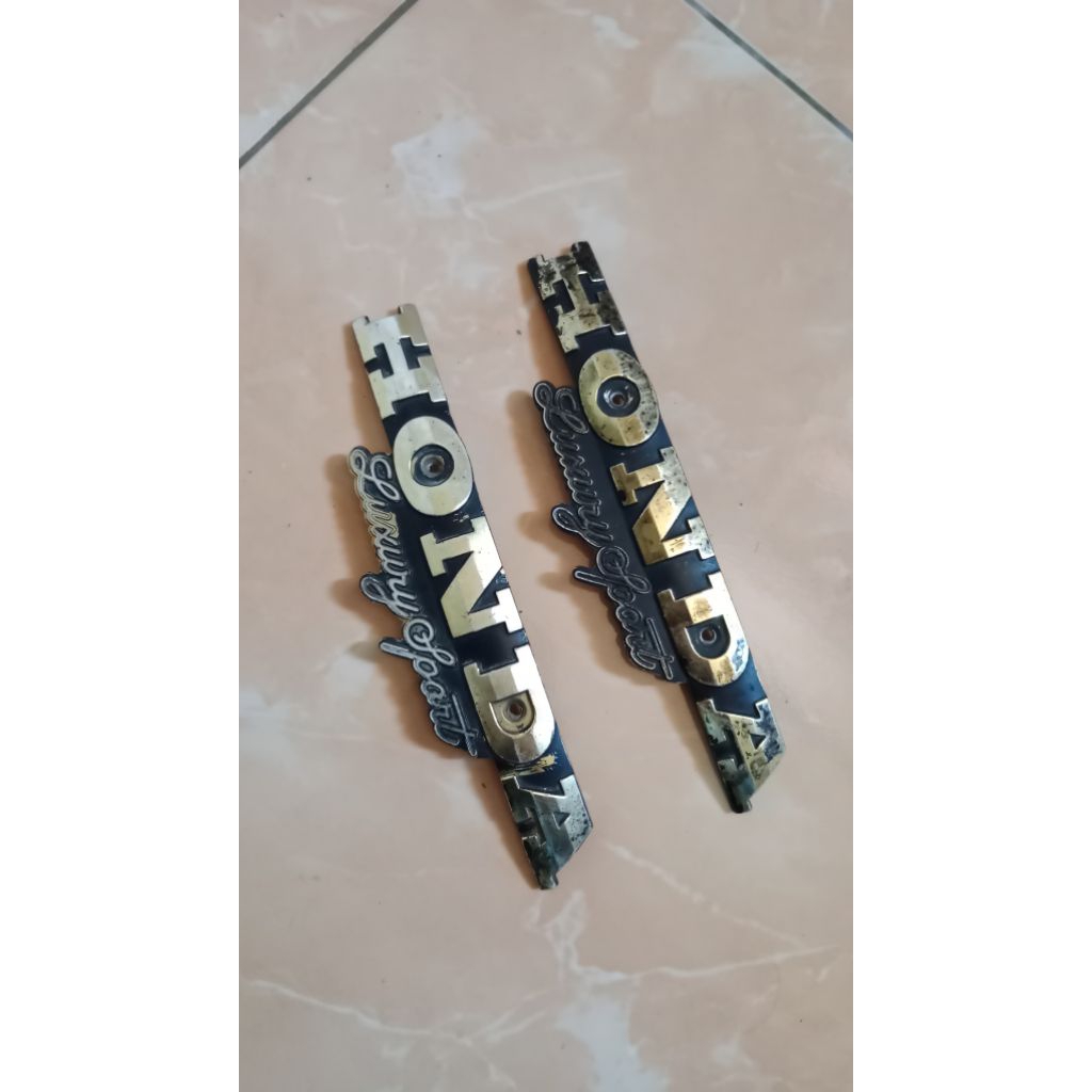 emblem tangki honda gl max gl pro bekas original