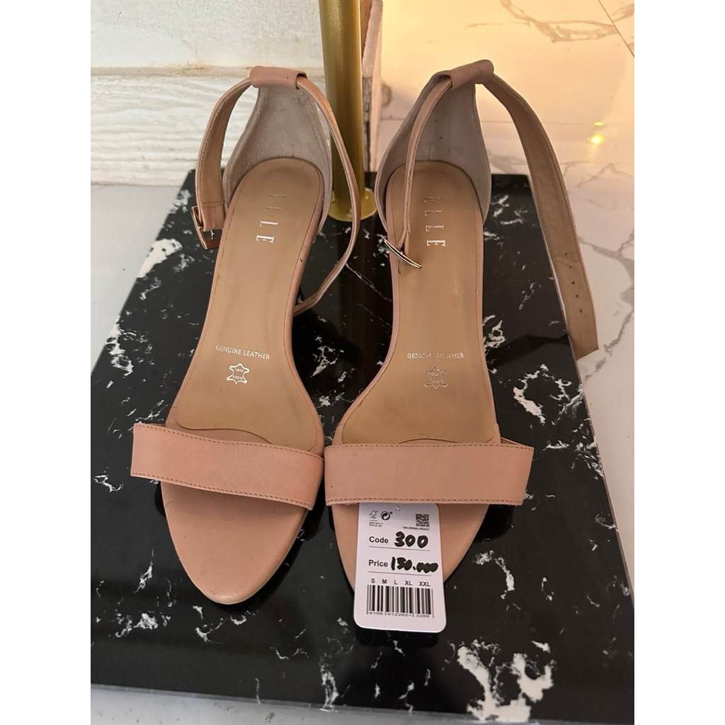 Sandal high heels wanita elle original preloved