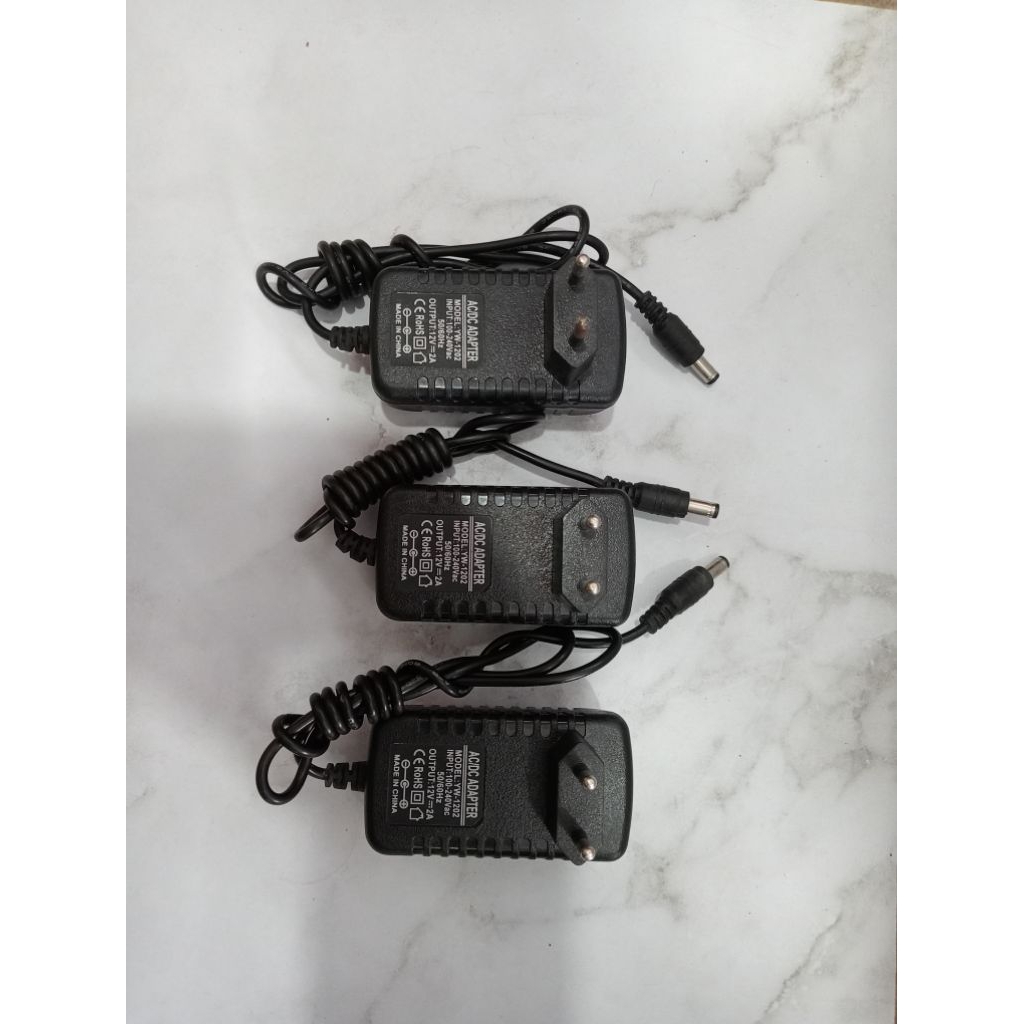 AC ADAPTOR 12V,2A