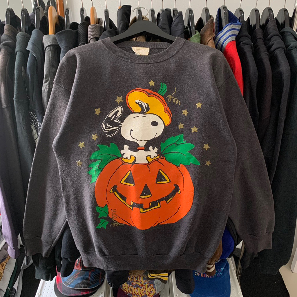 Vintage 80s Peanuts hallowen crewneck