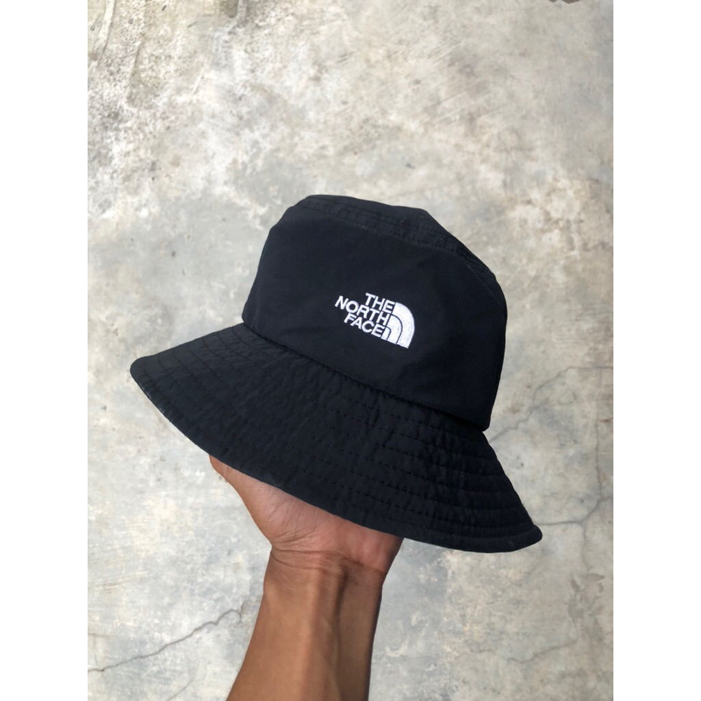 topi outdoor tnf second preloved