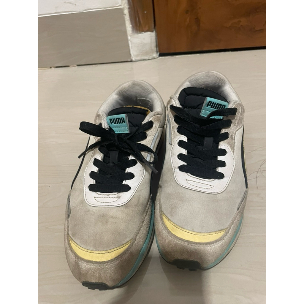preloved puma shoes