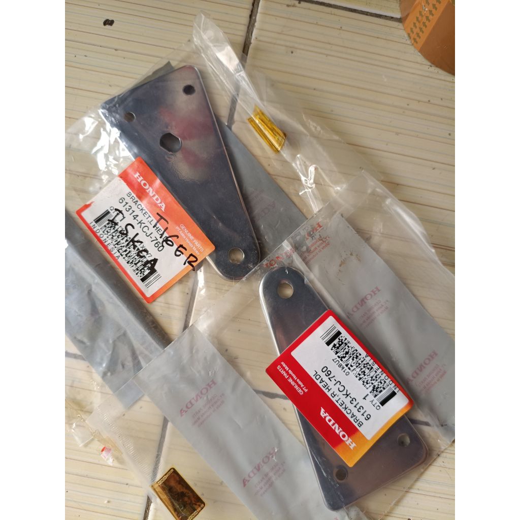 Kupingan lampu pangkon dudukan lampu depan Honda Tiger 2000 Lama lawas KCJ Asli Ahm