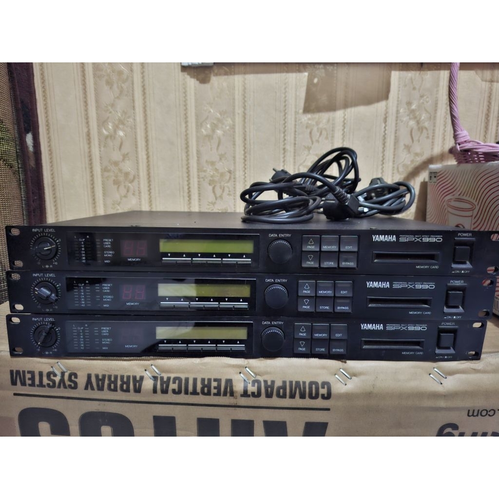 Yamaha SPX990