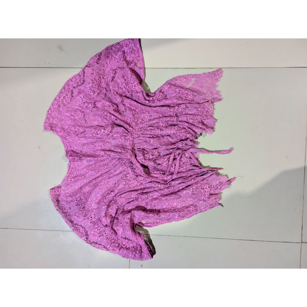 kebaya kelelawar|blouse kelelawar|batik kelelawar|brokat