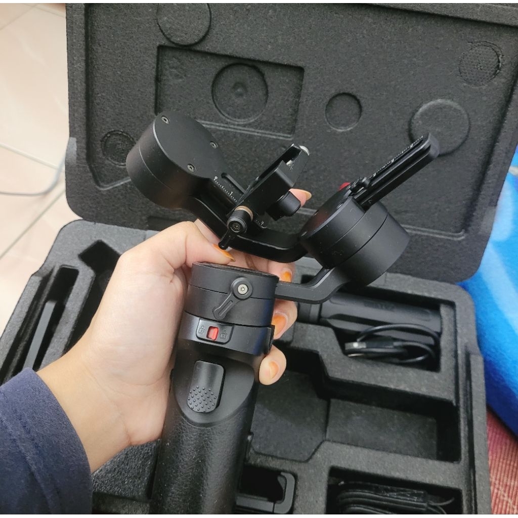 Gimbal Zhiyun Crane M2 Stabilizer Kamera DSLR Mirrorless Second No Minus