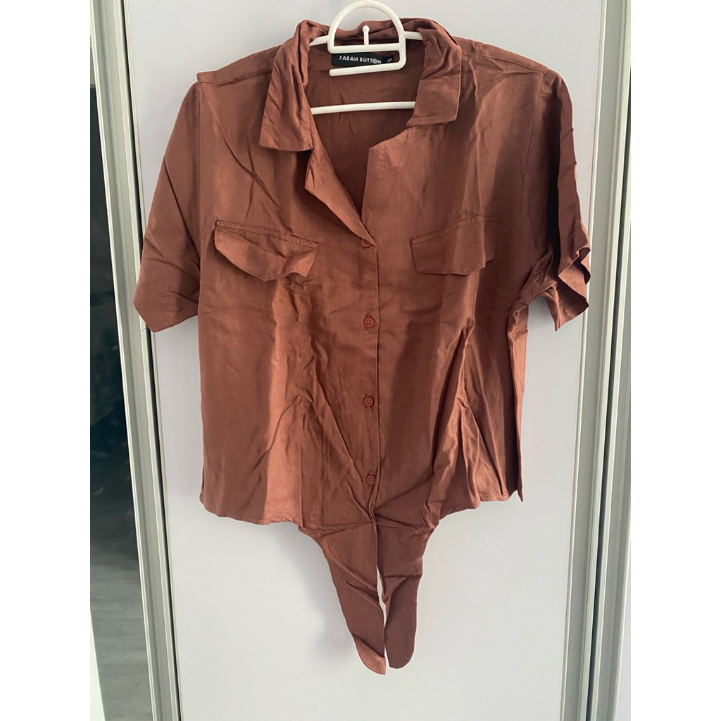 [PRELOVED] Farah Button Top | Baju Atasan Wanita