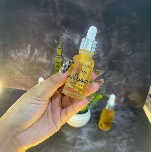 MINYAK BULUS GINGSENG ASLI UNTUK KESEHATAN KULIT PRIA DAN WANITA