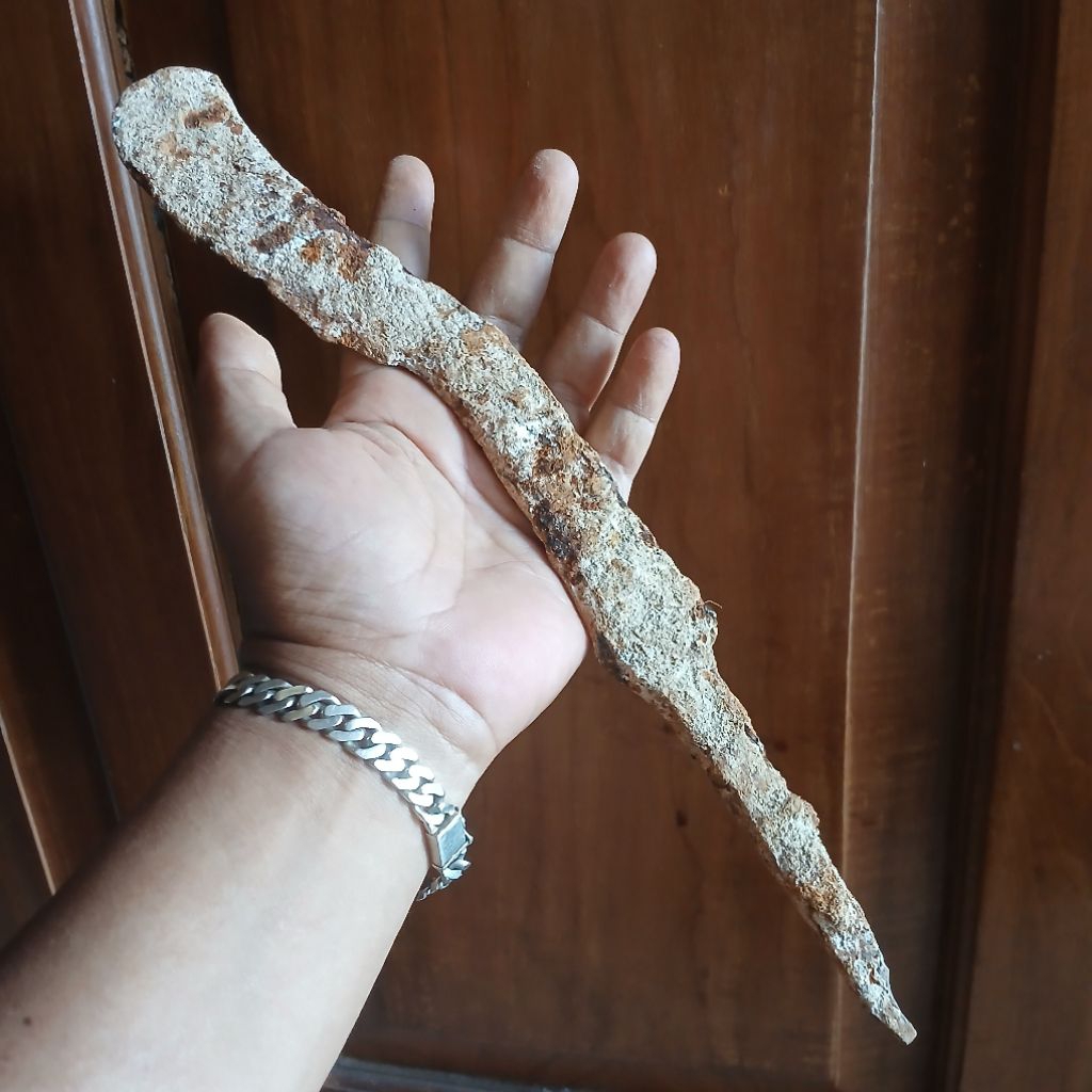 Koleksi Temuan Galian Tanah Jenis Pusaka KUDI Kuno era KaBudhan