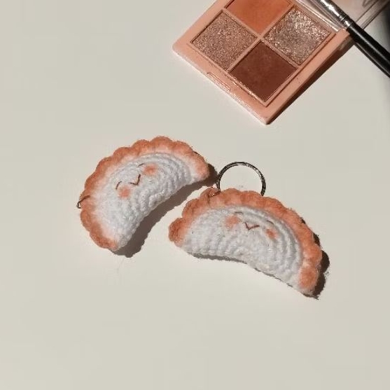 dumplings keychain