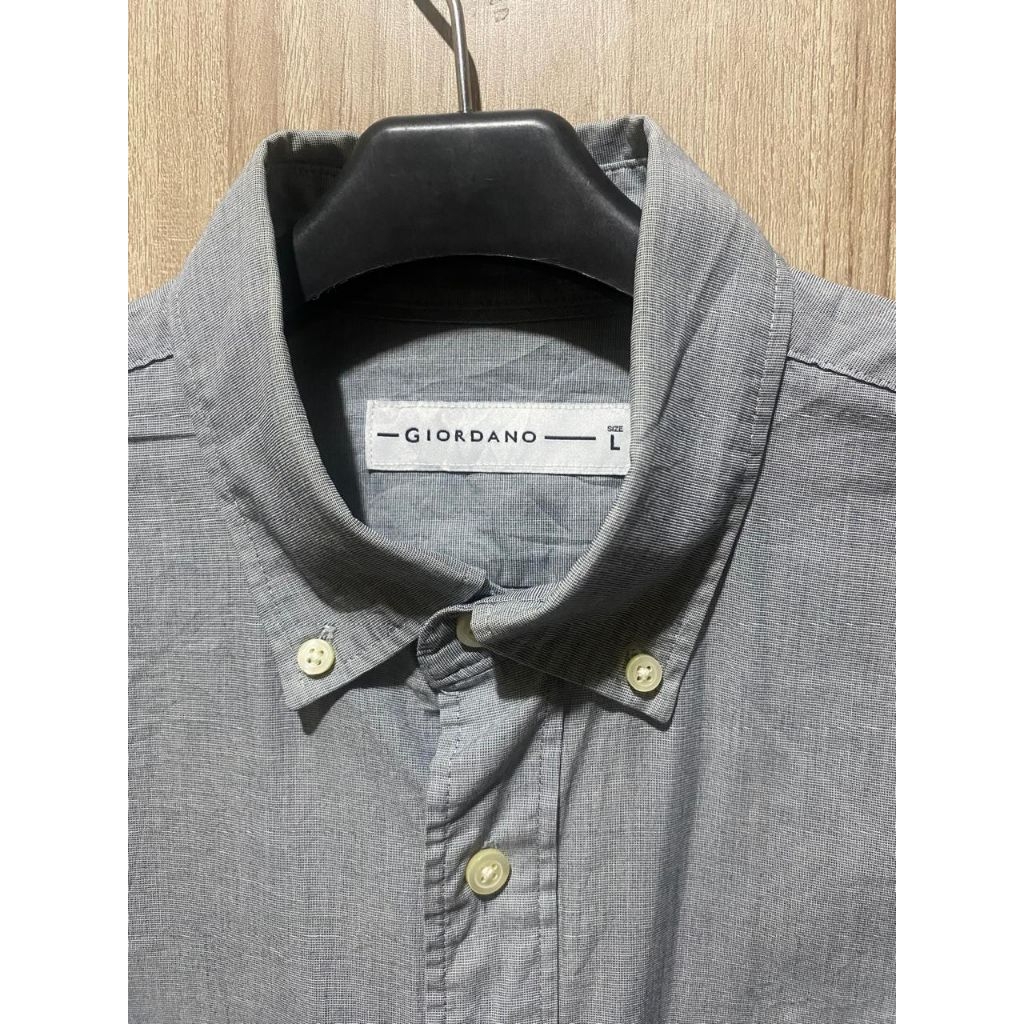 kemeja pria lengan panjang Giordano size L