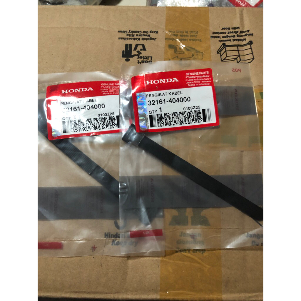pengikat kabel motor honda