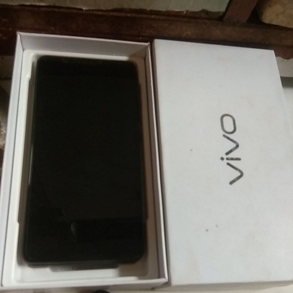 hp second VIVO Y71 ( Restart² logo )