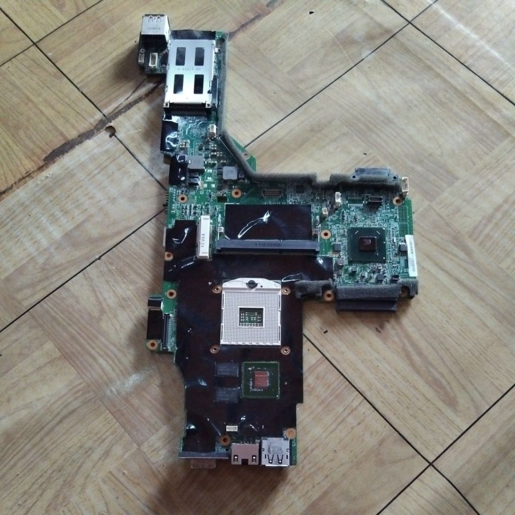 Motherboard mobo laptop lenovo thinkpad T420 ori, matot, mesin prawan