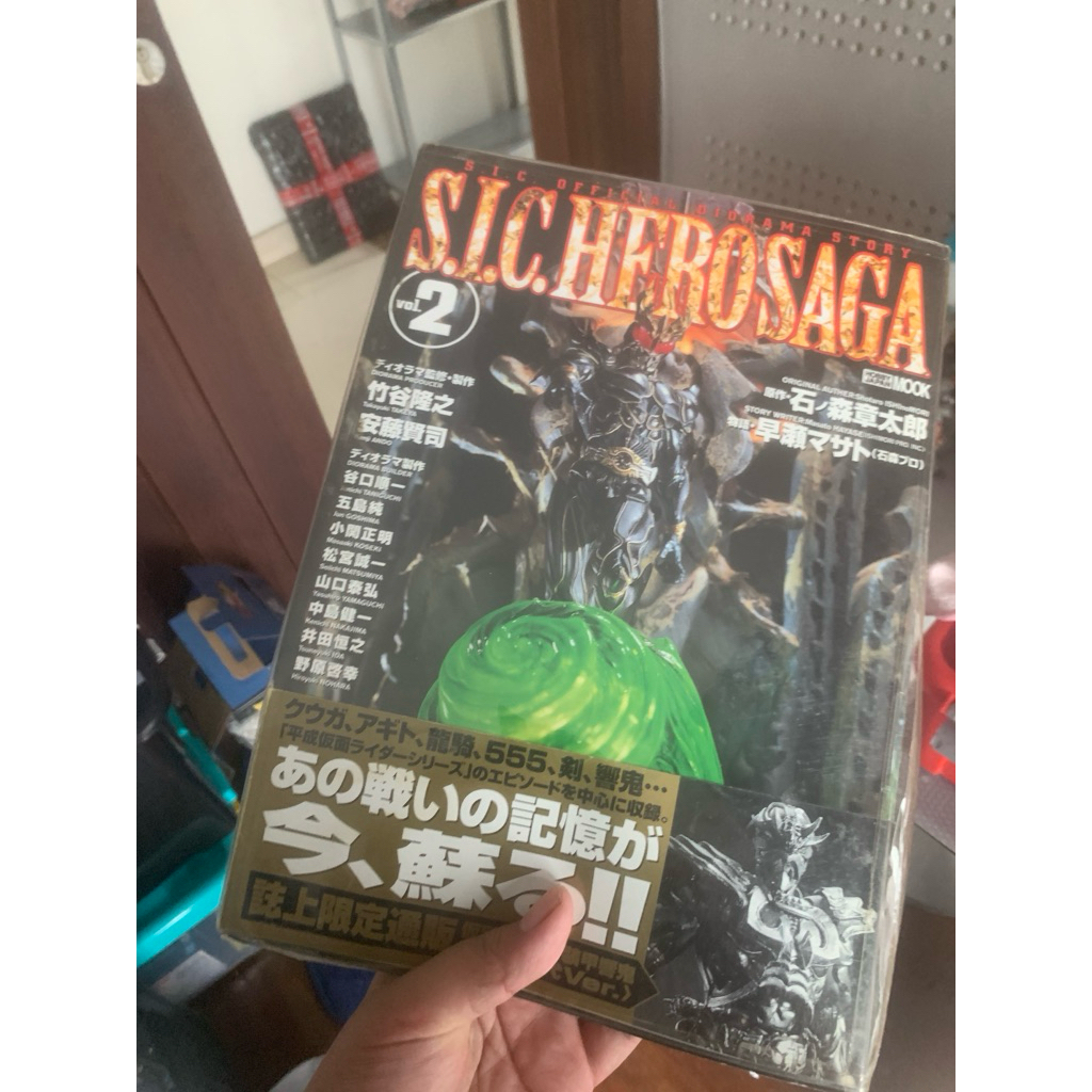 majalah sic hero saga kamen rider